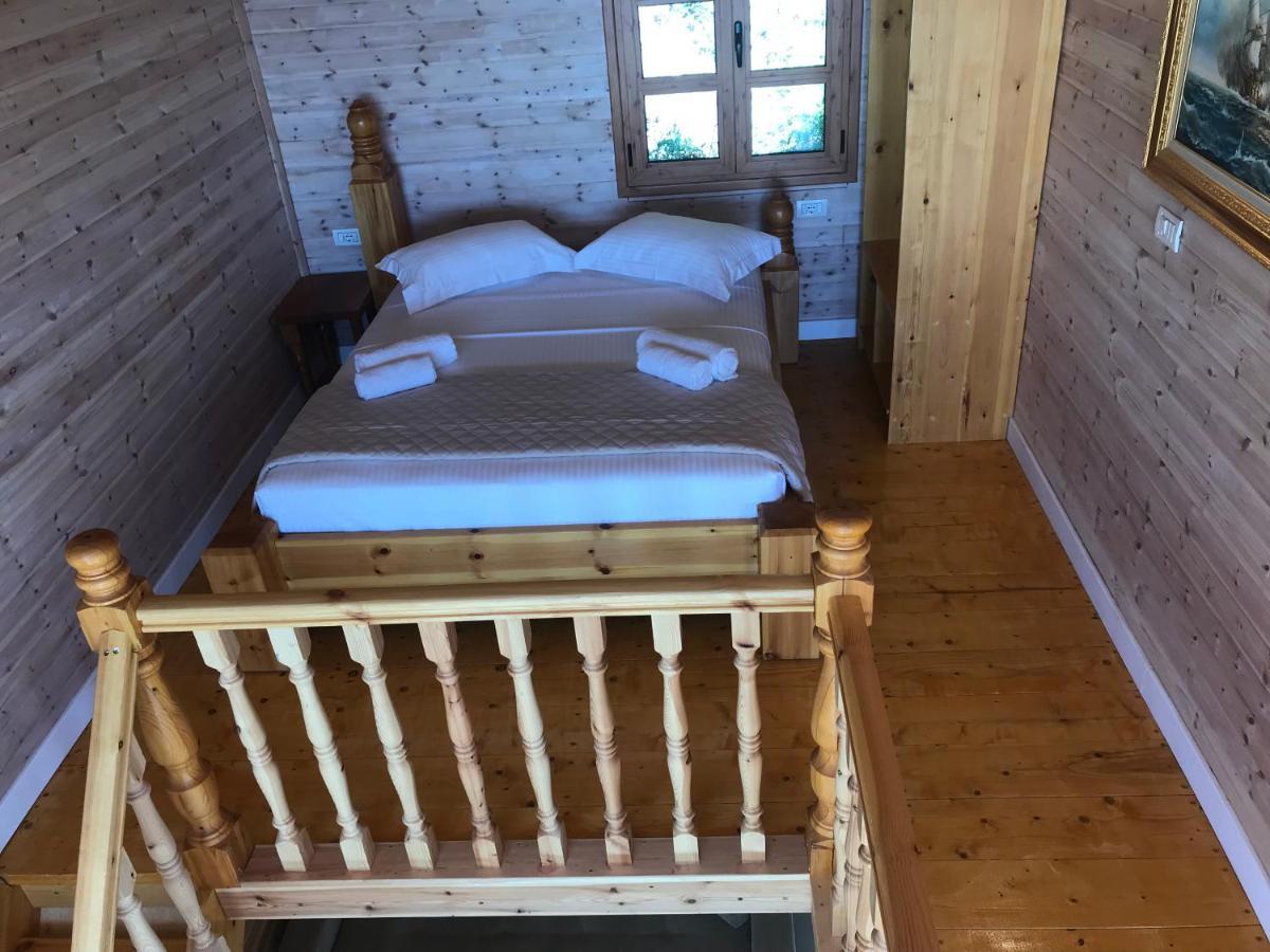 Nashos Deluxe Bungalows 3* Himara