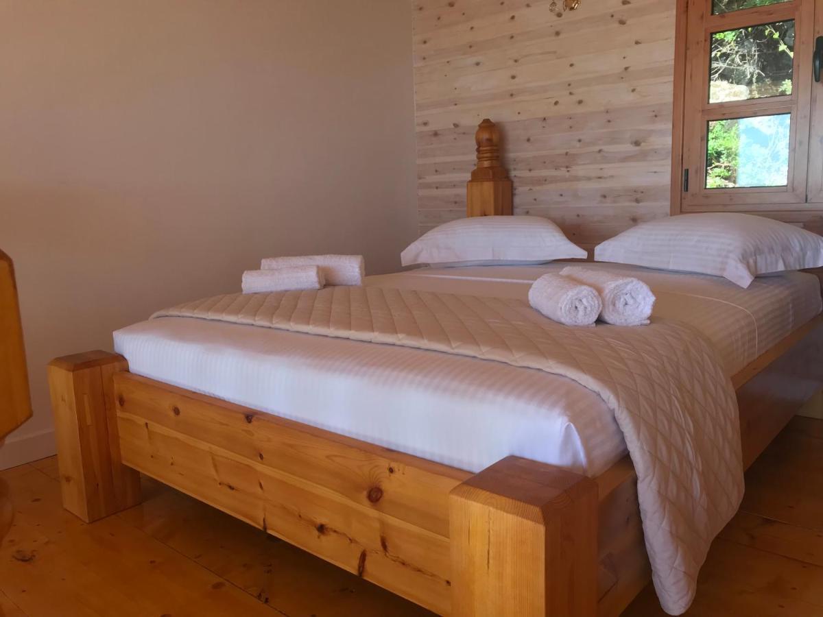 Nashos Deluxe Bungalows Hotel 3*