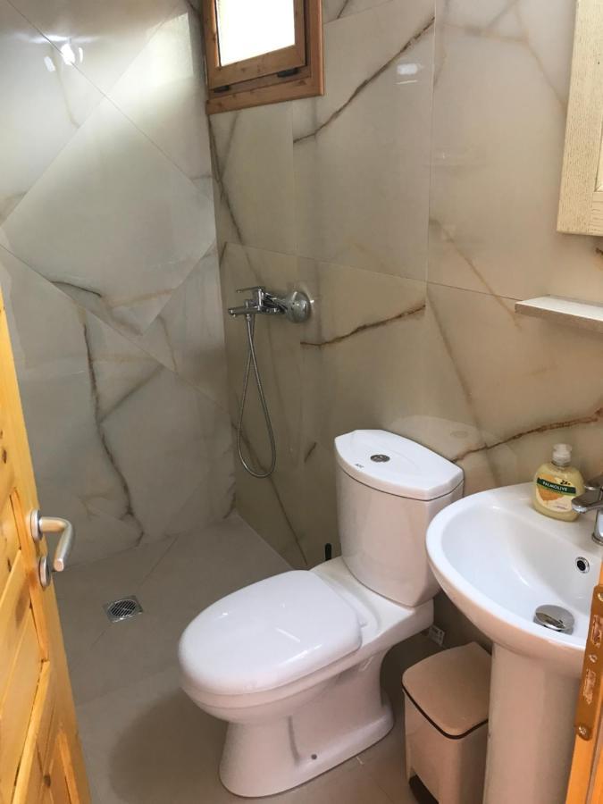 Hotel Nashos Deluxe Bungalows Himara
