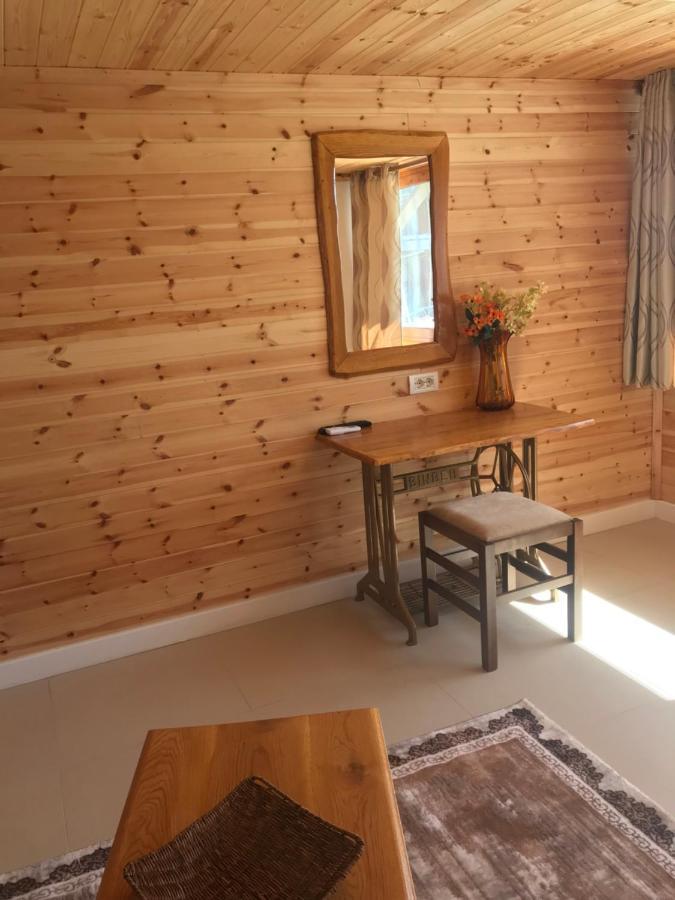 Hotel Nashos Deluxe Bungalows Himarë